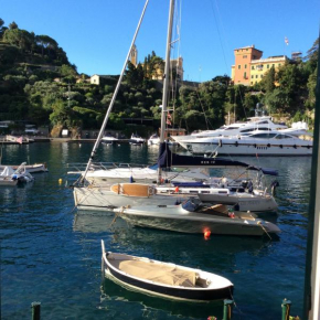 Pieds dans l'eau à Portofino Portofino
